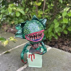 Horror Piranha Flower Garden Statue